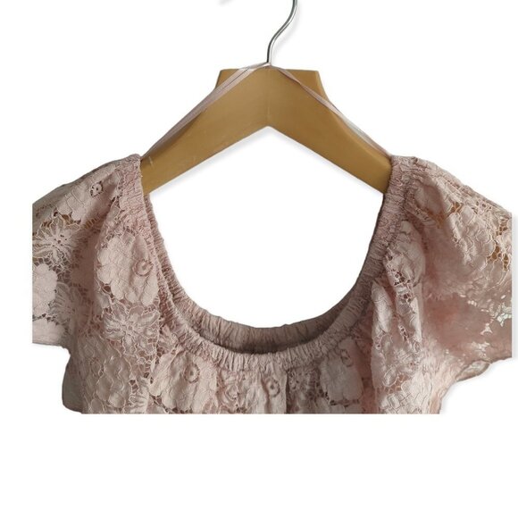 Jack by BB Dakota Lace Off-The-Shoulder Top - Picture 4 of 5